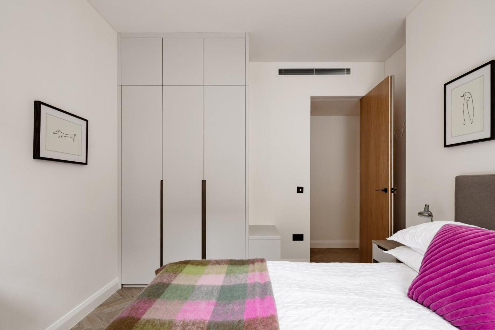 Modern Apartment & Rooms At Charing Cross Londýn Exteriér fotografie
