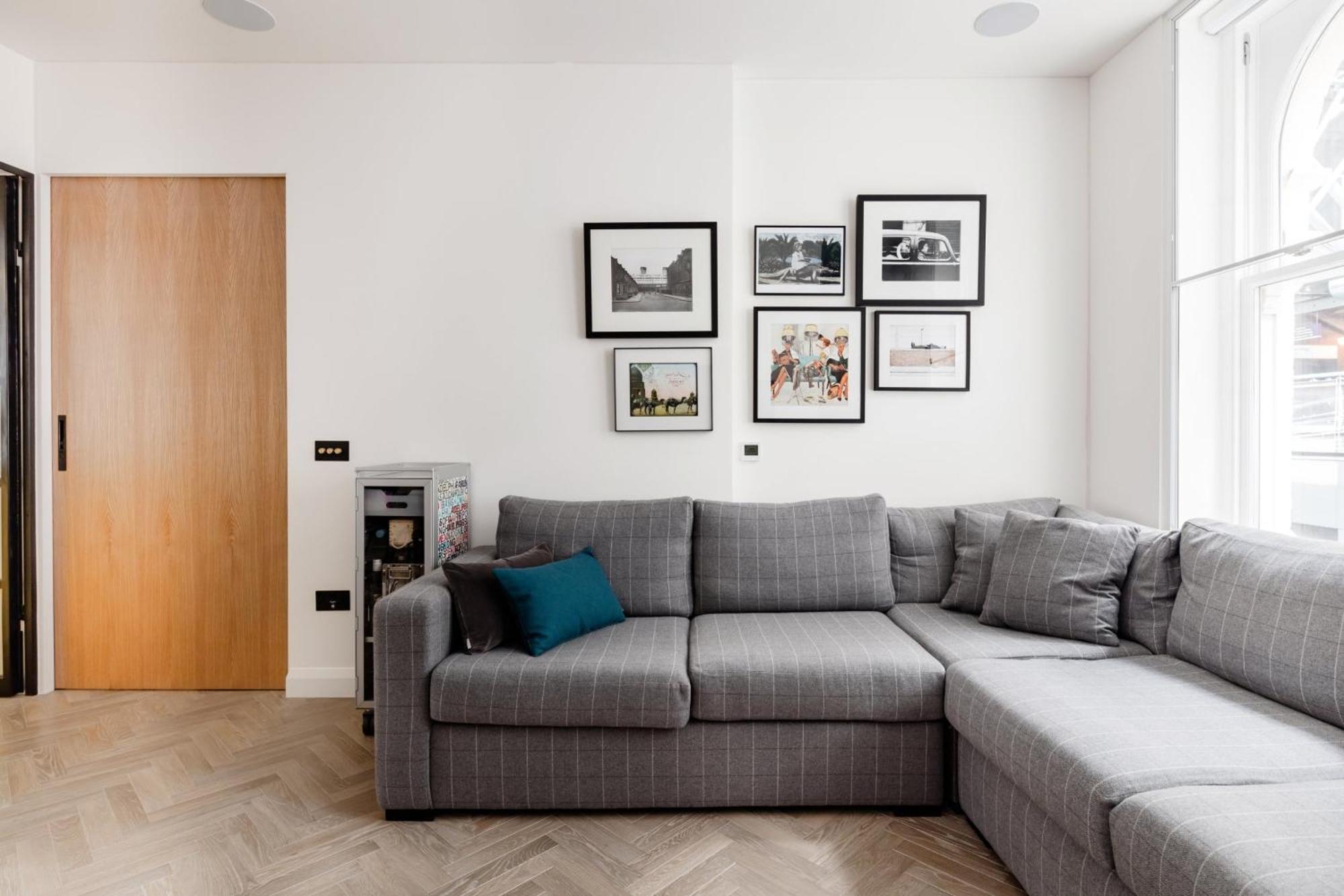 Modern Apartment & Rooms At Charing Cross Londýn Exteriér fotografie